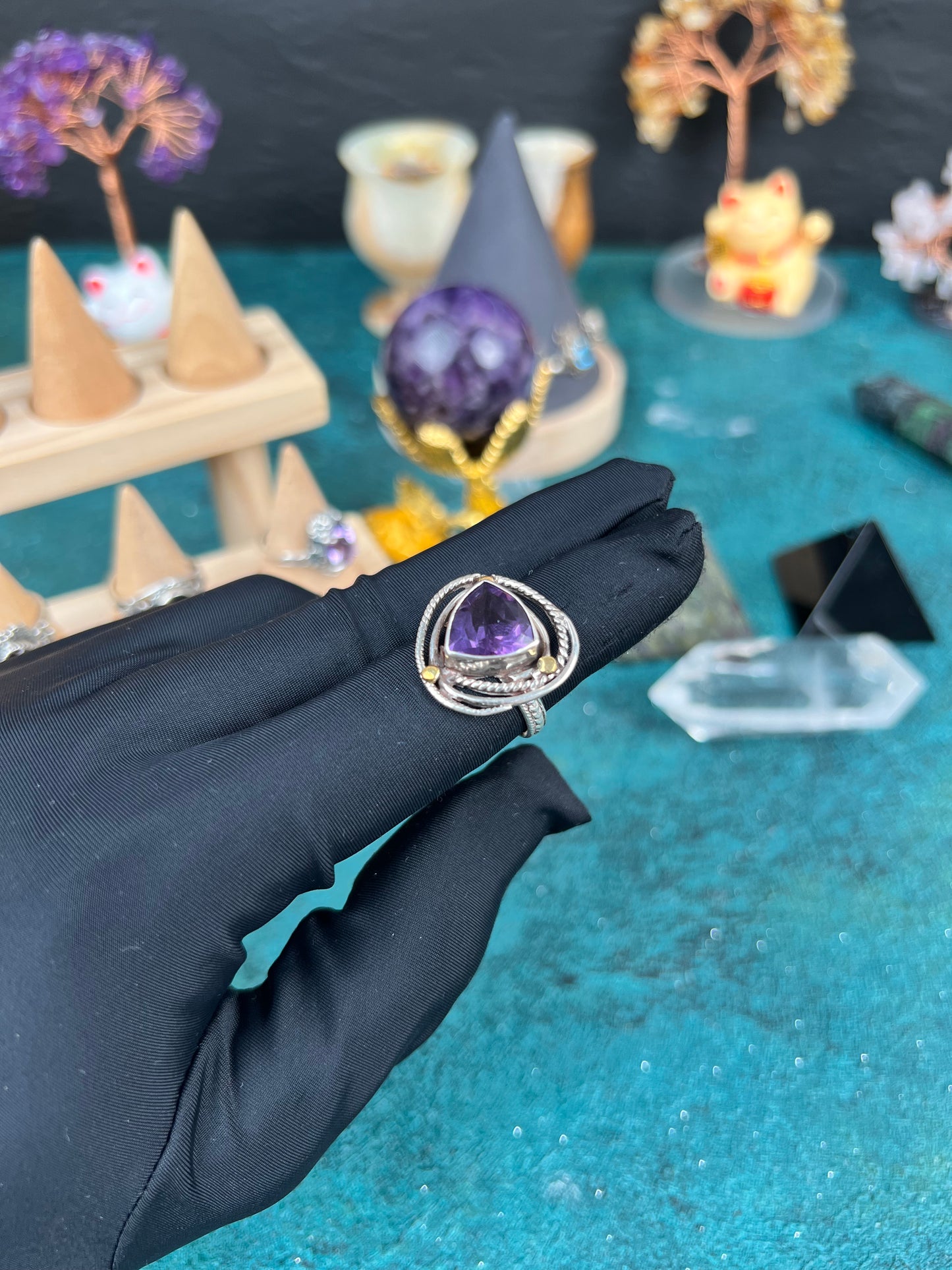 Nepal Ring, Silver Ring with Amethyst Triangle Shape