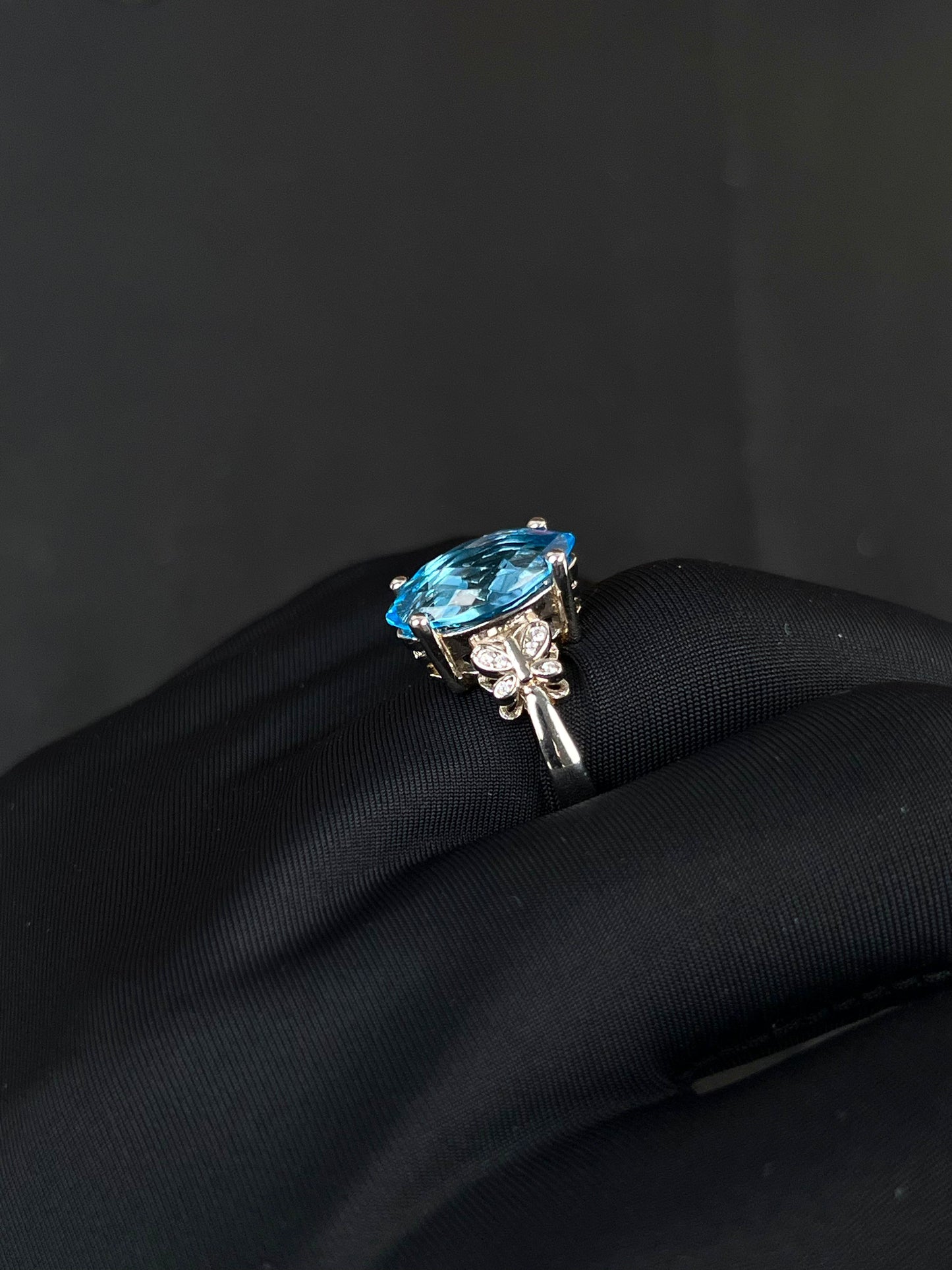 Blue Topaz Ring Sterling Silver