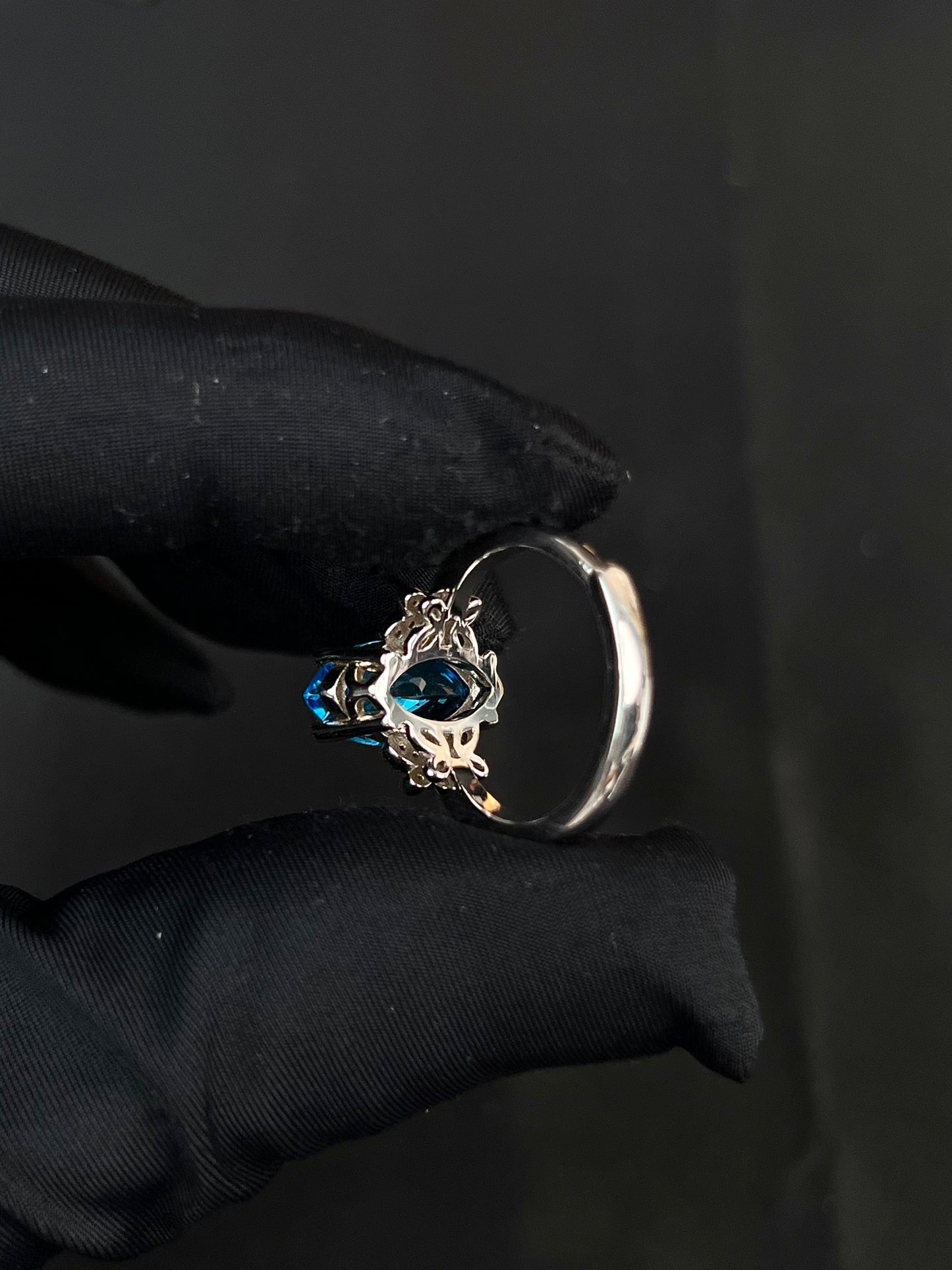 Blue Topaz Ring Sterling Silver