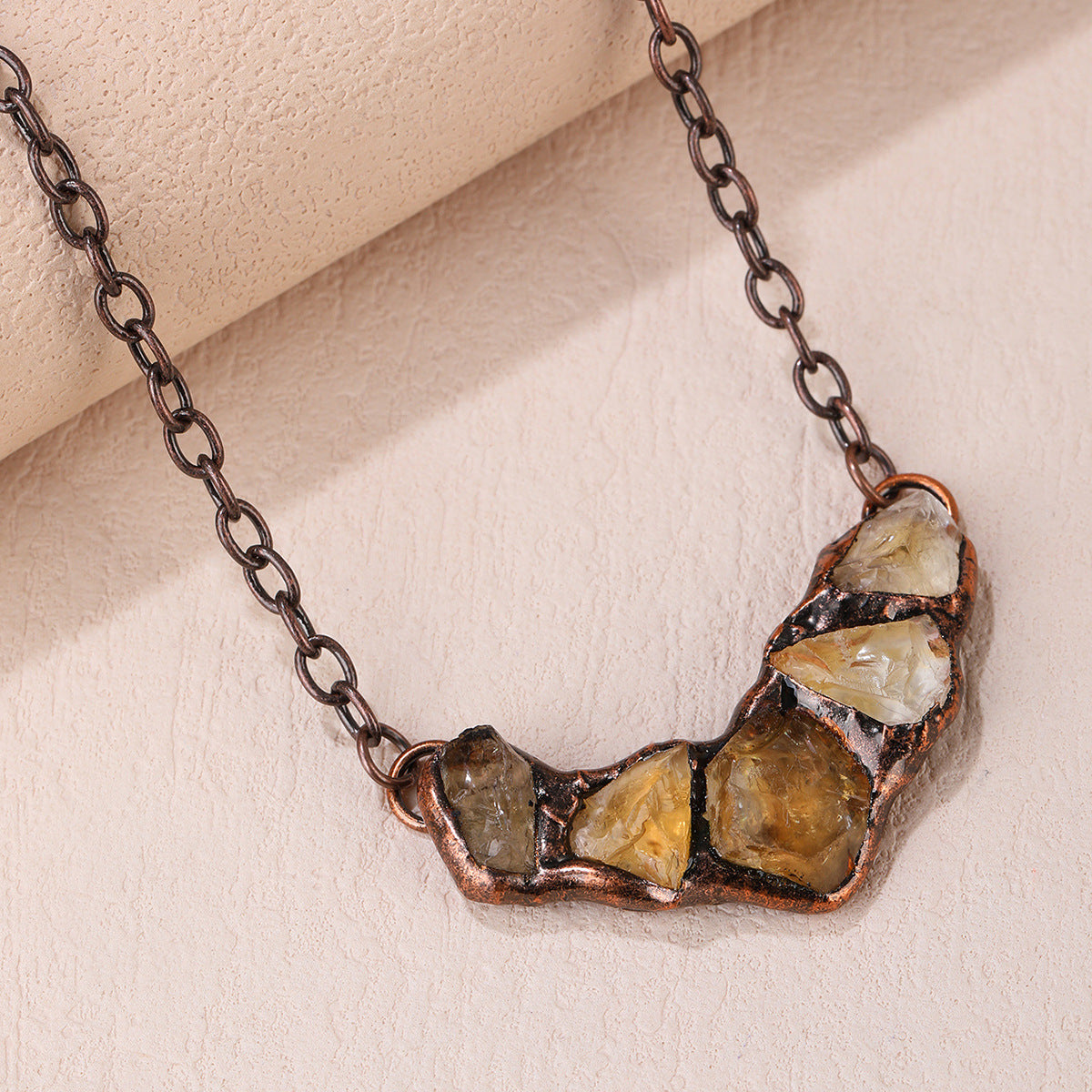 Vintage-Citrine Smile Necklace