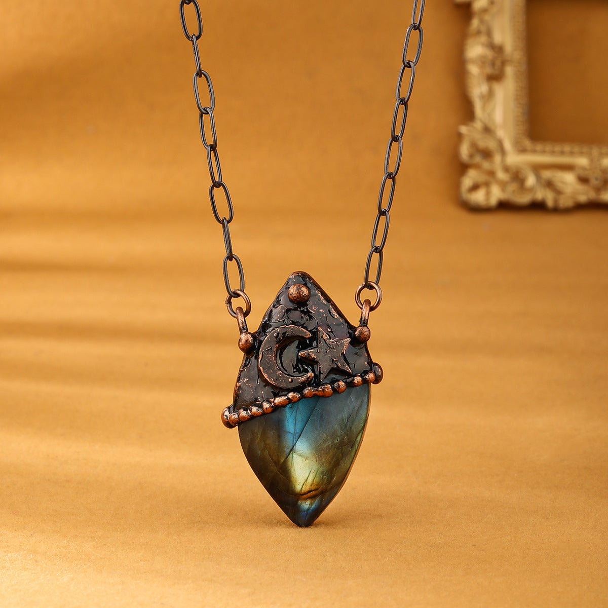 Vintage-Labradorite Heart Necklace