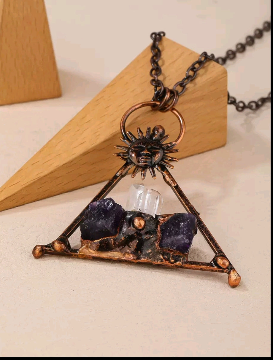 Vintage-Amethyst Sun Triangle Necklace